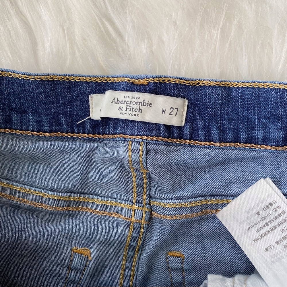 Abercrombie & Fitch Jean Shorts - Picture 3 of 5